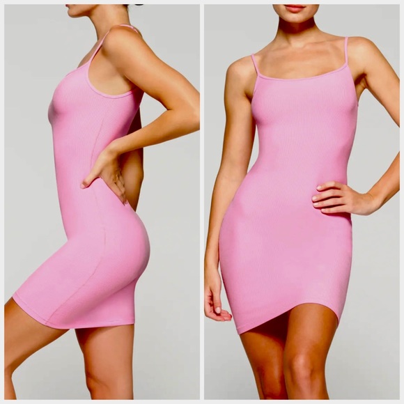 SKIMS SOFT LOUNGE SLIP DRESS - Picture 2 of 6